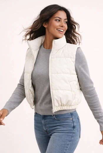 CHALECO TOPPER PUFFER CON CUELLO ALTO