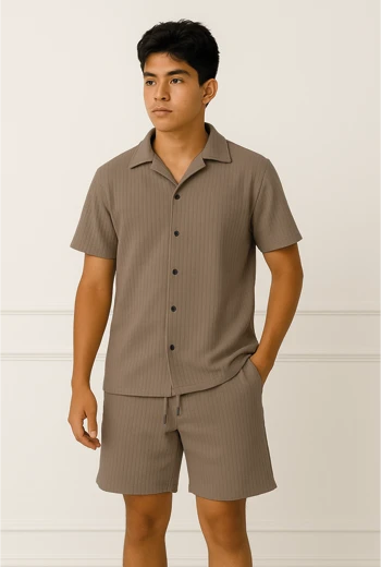 CONJUNTO CASUAL DE DOS PIEZAS – CAMISA Y BERMUDA