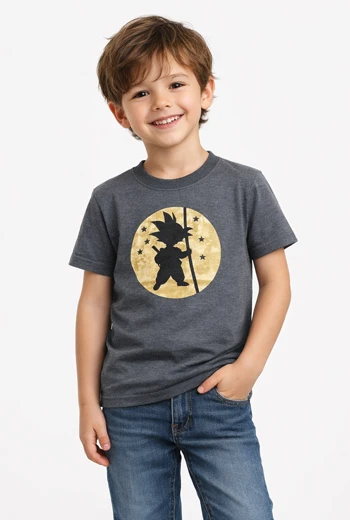 CAMISETA INFANTIL GRIS CON DISEÑO DE GOKU